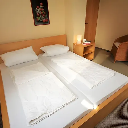 Haus 12 Tatil Evi Röbel